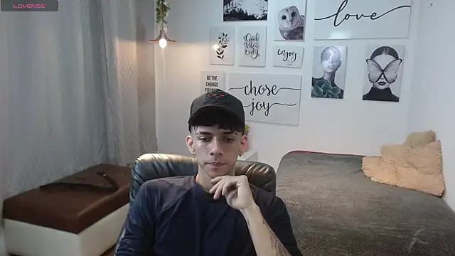 AmethystShadow17 online show from 11.20.25