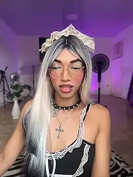 Snapshot of Cute_Aleja chatting on 04.30.26 Cute Aleja online show from 04.30.26