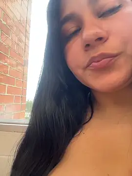 Snapshot of kassandra_luxury chatting on 11.15.25 kassandra luxury online show from 11.15.25