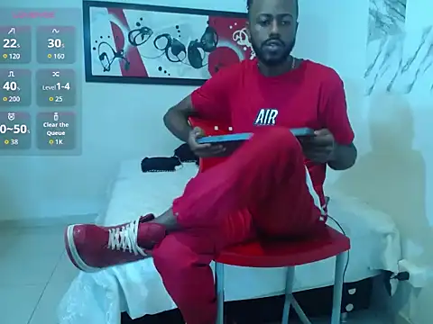 BenhtenBlack25 online show from 10.15.25