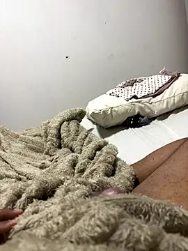 Snapshot of arthur0022 chatting on 12.03.25 arthur0022 online show from 12.03.25