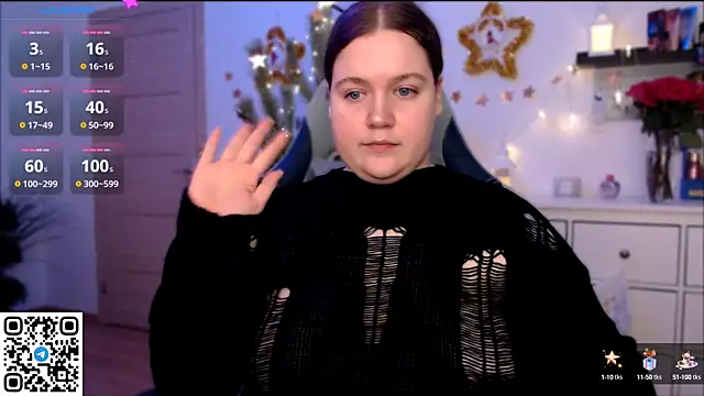 Snapshot of SummerTina chatting on 12.21.24 SummerTina online show from 12.21.24