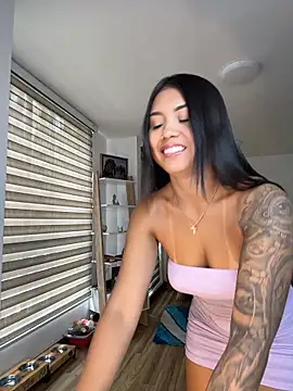 Snapshot of shanabellucy chatting on 03.18.26 shanabellucy online show from 03.18.26