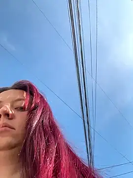 Snapshot of Zoe_fire chatting on 10.23.25 Zoe fire online show from 10.23.25