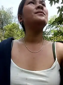 Lyssa-a online show from 04.05.26