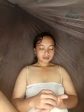 Snapshot of Nguyet2k4 chatting on 10.20.25 Nguyet2k4 online show from 10.20.25