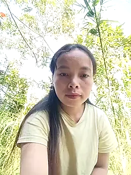 Snapshot of Nguyet2k4 chatting on 11.27.25 Nguyet2k4 online show from 11.27.25