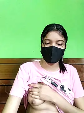 Snapshot of Jaya-Ray chatting on 10.24.25 Jaya-Ray online show from 10.24.25