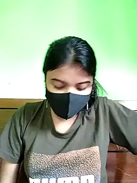 Snapshot of Jaya-Ray chatting on 11.20.25 Jaya-Ray online show from 11.20.25