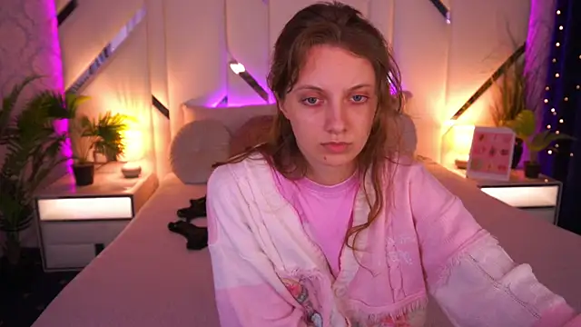 CuteeFoxy online show from 03.13.26