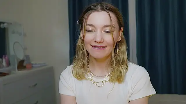 StarryMary online show from 11.24.25