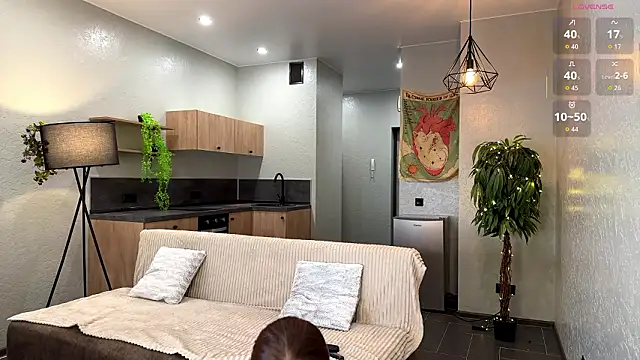 StephnieRecuparo online show from 02.17.26