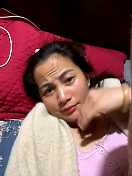 Snapshot of Miss-World00 chatting on 11.23.25 Miss-World00 online show from 11.23.25