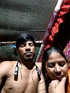 Pori Moni1 online show from 10.15.25