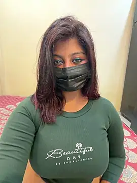 Snapshot of payal_mittal chatting on 05.05.26 payal mittal online show from 05.05.26