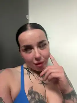 lucycoxxoxo online show from 05.15.26