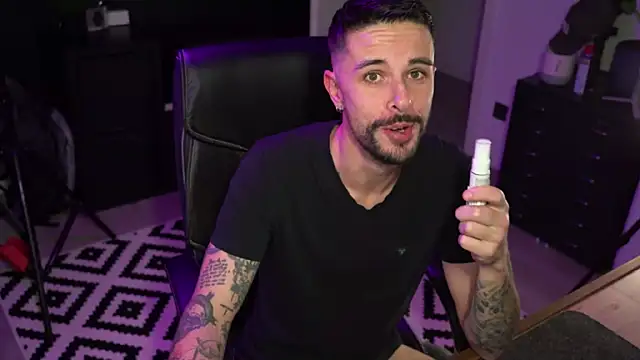 monsieurguitsxxx online show from 01.06.26