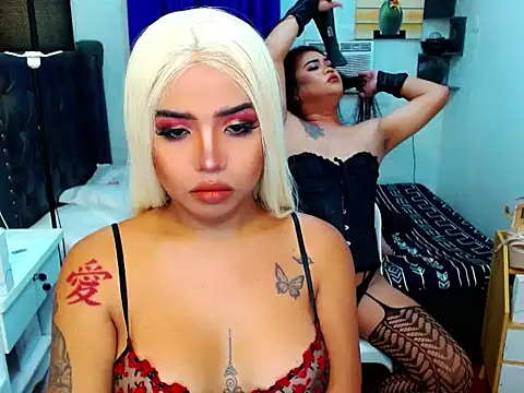 LovelyTs4U online show from 05.19.26