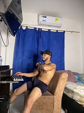 Kylian Alessandro online show from 02.23.26