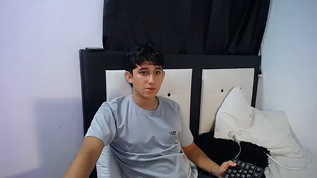 Dravith Valery online show from 02.17.26