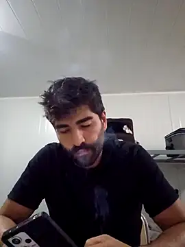 Snapshot of ogiday124 chatting on 11.12.25 ogiday124 online show from 11.12.25