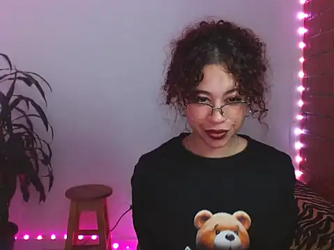 Medussa3033 online show from 10.30.25