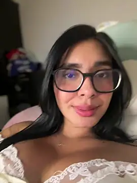 MiaSofia   online show from 04.09.26