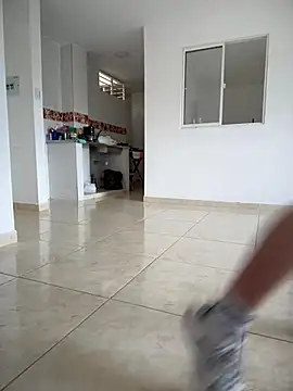 Snapshot of Lucianacuoper chatting on 11.13.25 Lucianacuoper online show from 11.13.25