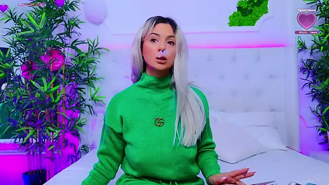 AriannaSins online show from 09.30.25