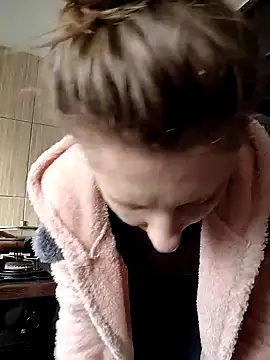 SandyCassie online show from 12.20.25