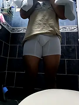 Snapshot of Polito456 chatting on 10.16.25 Polito456 online show from 10.16.25