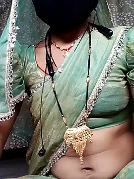 Snapshot of Rajni_chauhan chatting on 02.14.26 Rajni chauhan online show from 02.14.26