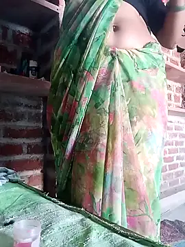 Snapshot of Rajni_chauhan chatting on 02.26.26 Rajni chauhan online show from 02.26.26