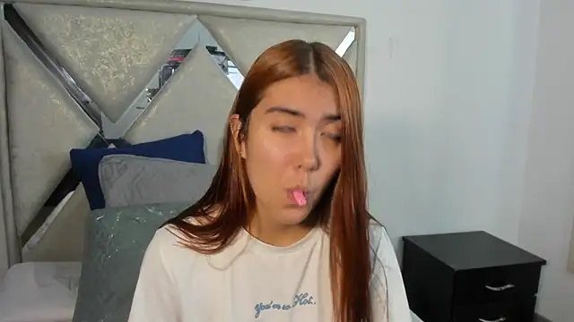 Snapshot of Jessicatorres7 chatting on 11.03.25 Jessicatorres7 online show from 11.03.25