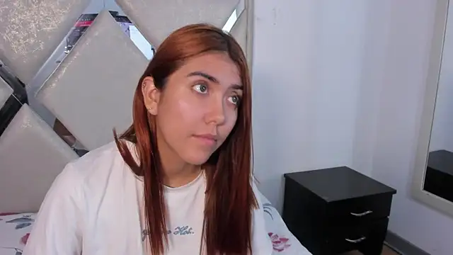 Snapshot of Jessicatorres7 chatting on 11.04.25 Jessicatorres7 online show from 11.04.25