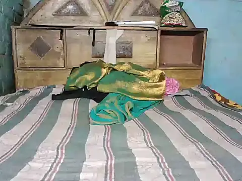 Snapshot of diksha--s chatting on 10.26.25 diksha--s online show from 10.26.25