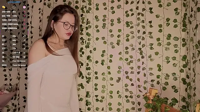 DaisyhotSunnyy online show from 10.17.25