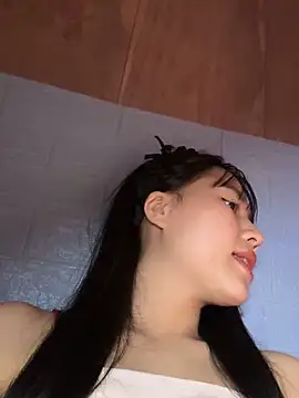 Leaf-Tgu online show from 11.05.25