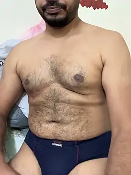 Handsome8677 online show from 12.15.25