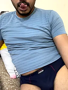 Handsome8677 online show from 01.06.26