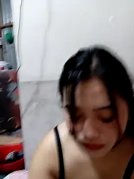 Snapshot of XxxHotCouples4u chatting on 04.05.26 XxxHotCouples4u online show from 04.05.26