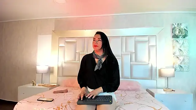 Elizabeth bennett 6 online show from 11.29.25