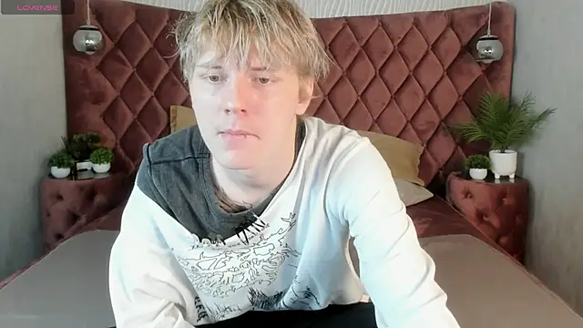 KevinMilky online show from 10.16.25