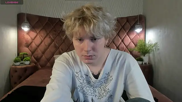 KevinMilky online show from 11.20.25