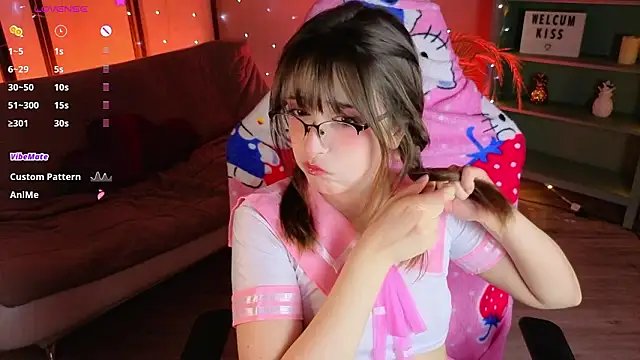 Snapshot of Soffi_Toffi chatting on 02.12.26 Soffi Toffi online show from 02.12.26