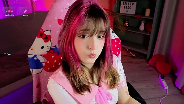 Snapshot of Soffi_Toffi chatting on 02.24.26 Soffi Toffi online show from 02.24.26