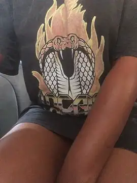 Snapshot of WaterMommy chatting on 04.01.26 WaterMommy online show from 04.01.26