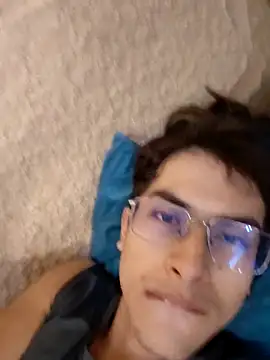 Snapshot of Aaron_Eze chatting on 02.03.26 Aaron Eze online show from 02.03.26