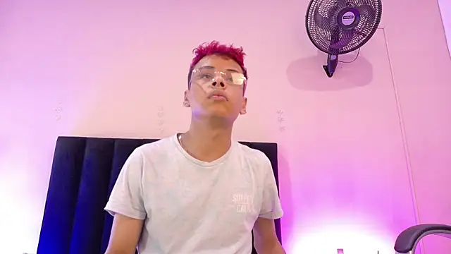 Xavier Fox    online show from 01.14.26