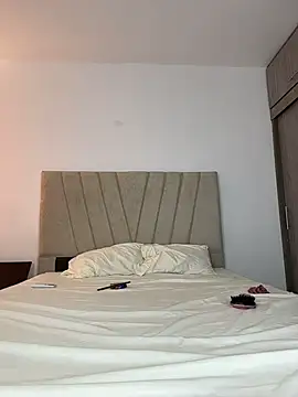 Julietalcl online show from 02.21.26